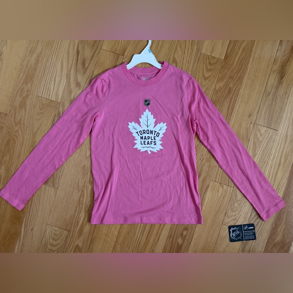 Brand new NHL Toronto Maple Leafs Long Sleeve Shirt kids size 10-12